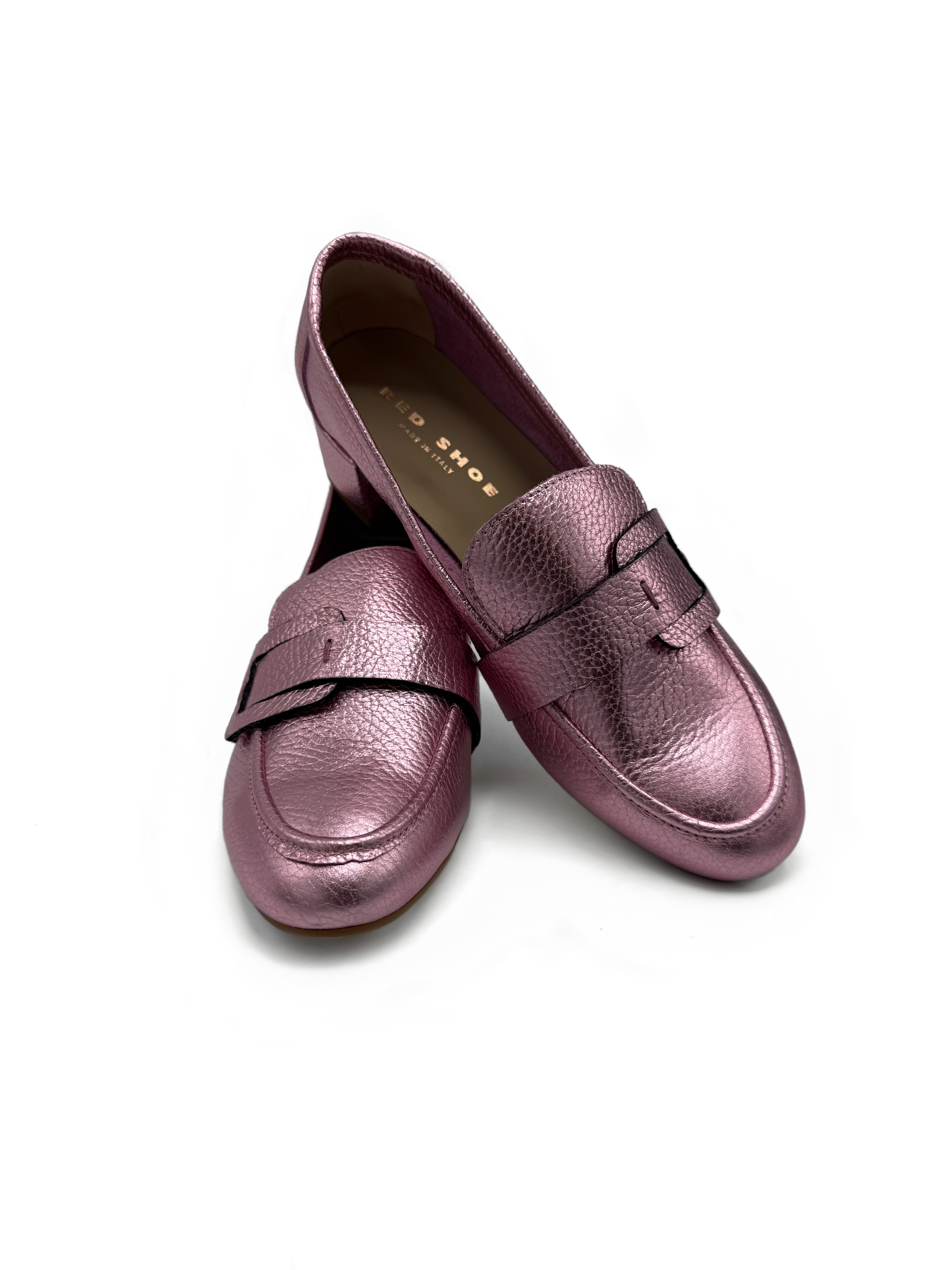 Korollinen kevytloafet