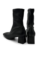 Lataa kuva Galleria-katseluun, Korollinen stretch-nilkkuri
