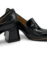 Lataa kuva Galleria-katseluun, Korollinen loafer
