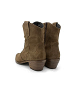 Lataa kuva Galleria-katseluun, Mokkabootsit
