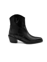 Lataa kuva Galleria-katseluun, Bootsit
