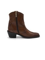 Lataa kuva Galleria-katseluun, Bootsit
