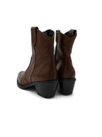 Lataa kuva Galleria-katseluun, Bootsit
