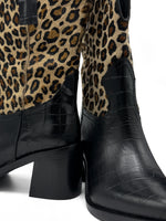 Lataa kuva Galleria-katseluun, Leobootsit
