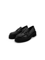 Lataa kuva Galleria-katseluun, Paras loafer
